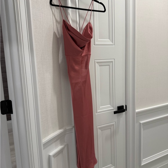 LOST AND FOUND MIDI DRESS DUSTY PINK - Picture 5 of 5